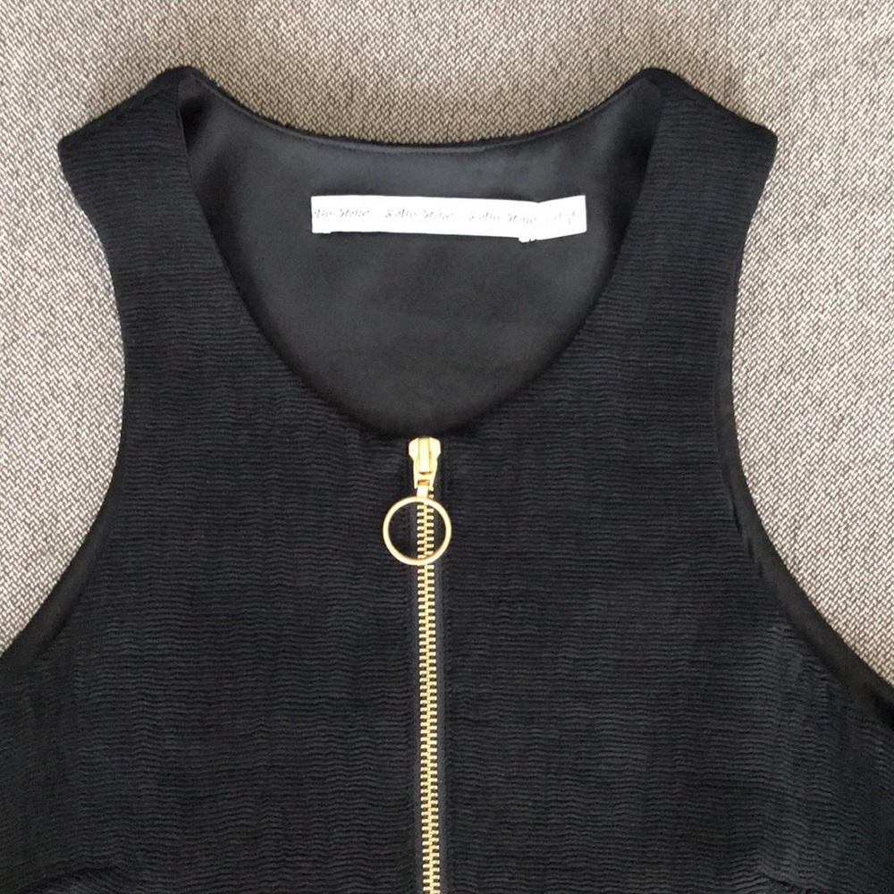 & Other Stories crinkled top w/gold zipper NWOT, 6